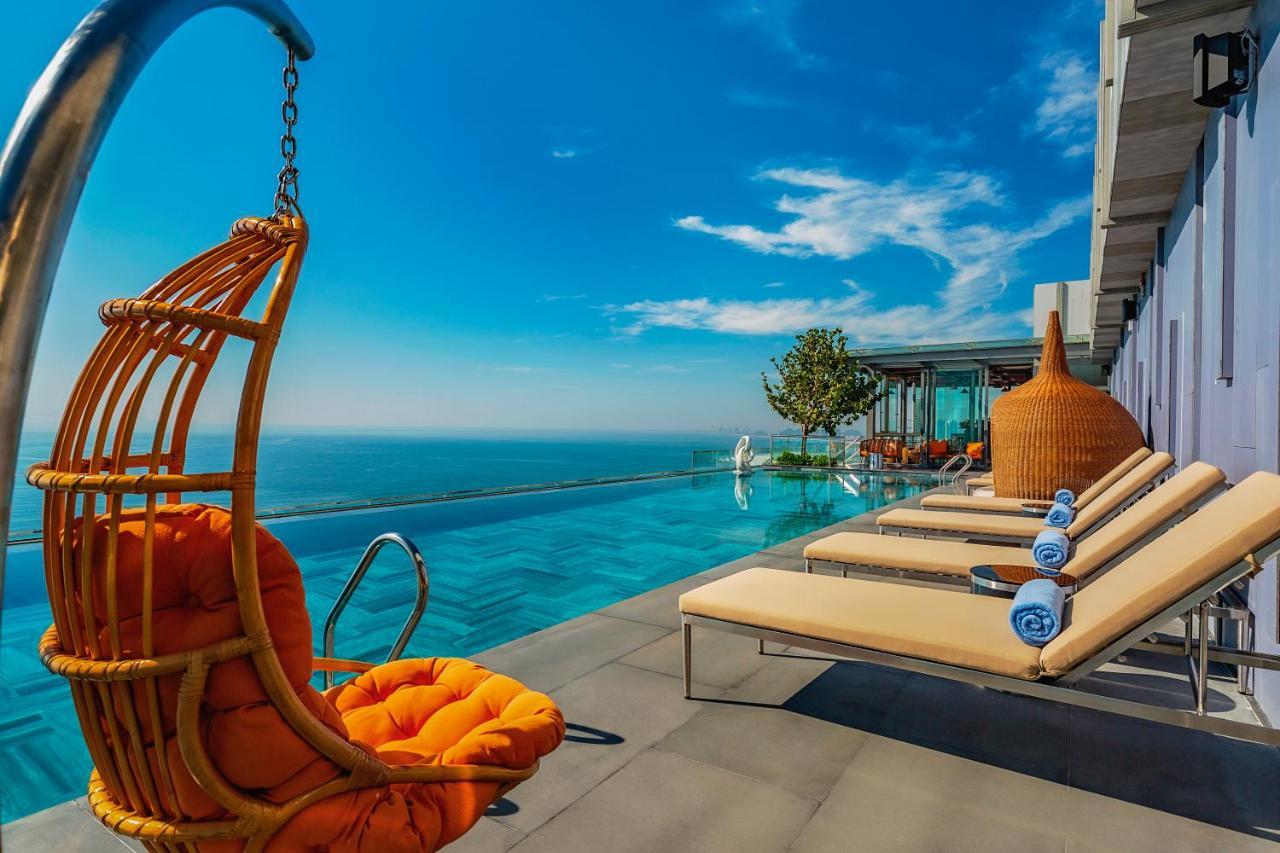 Le Sands Oceanfront Danang Hotel Екстериор снимка