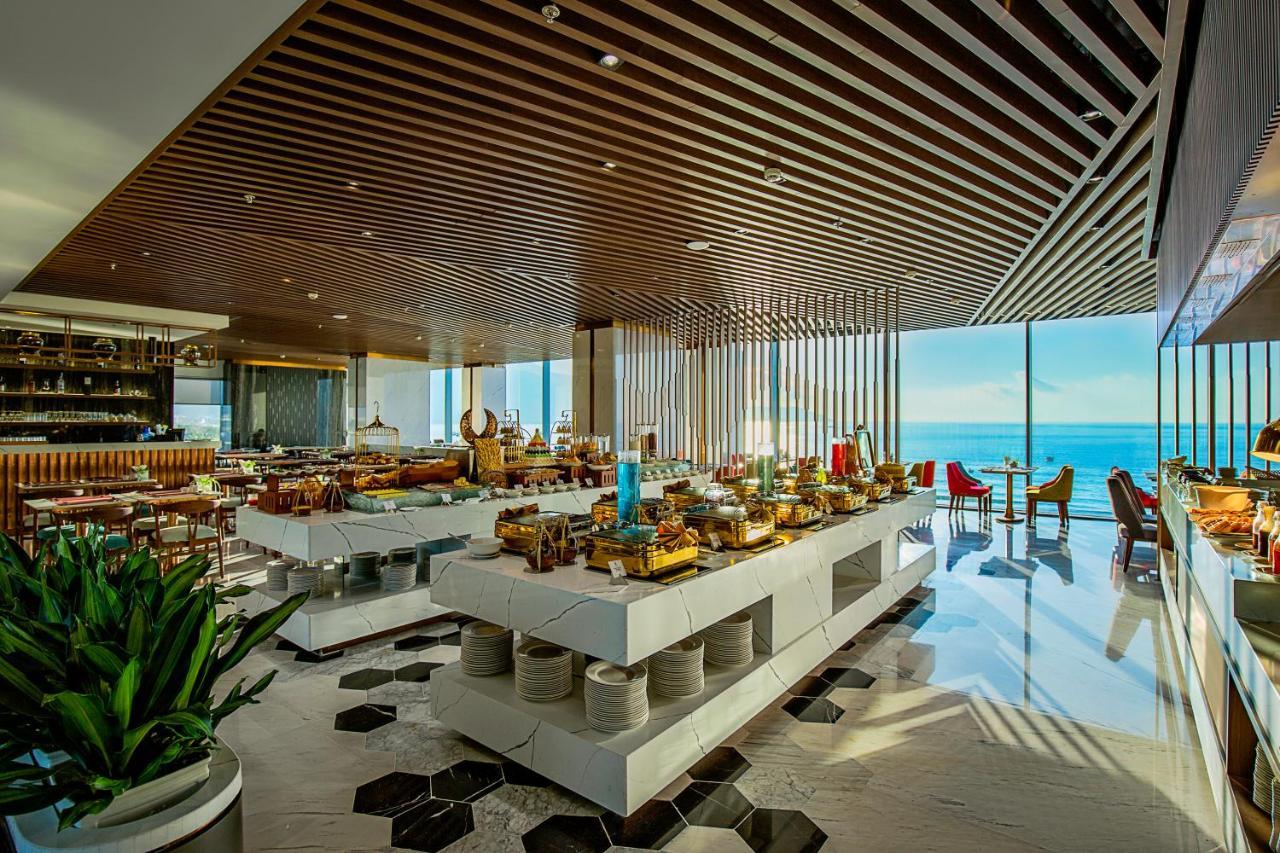 Le Sands Oceanfront Danang Hotel Екстериор снимка