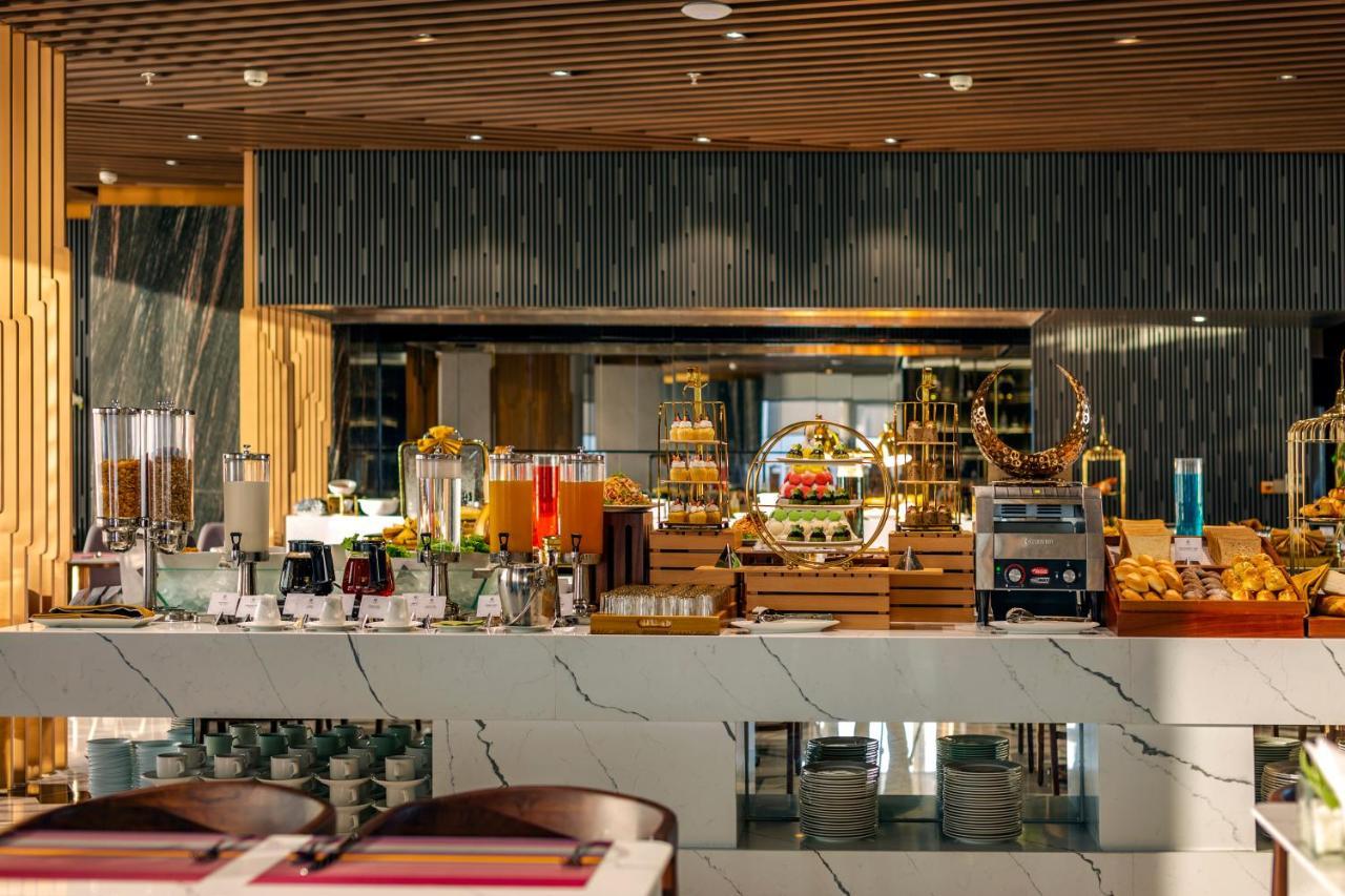 Le Sands Oceanfront Danang Hotel Екстериор снимка