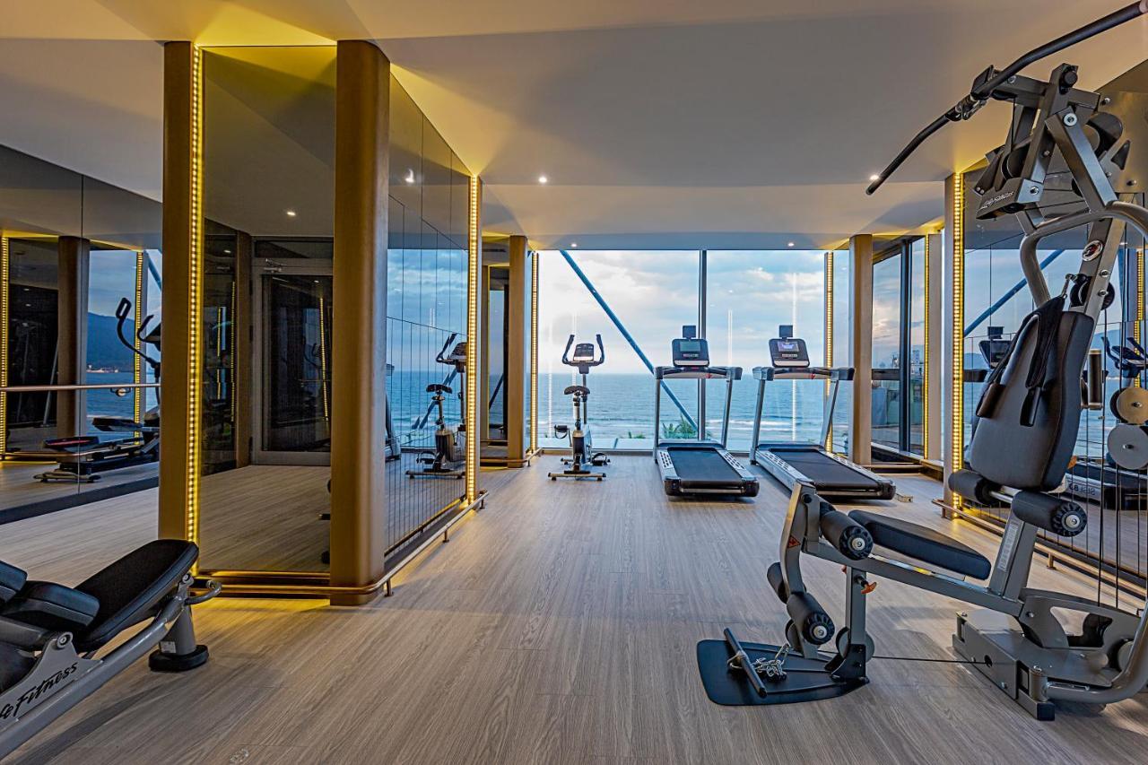 Le Sands Oceanfront Danang Hotel Екстериор снимка