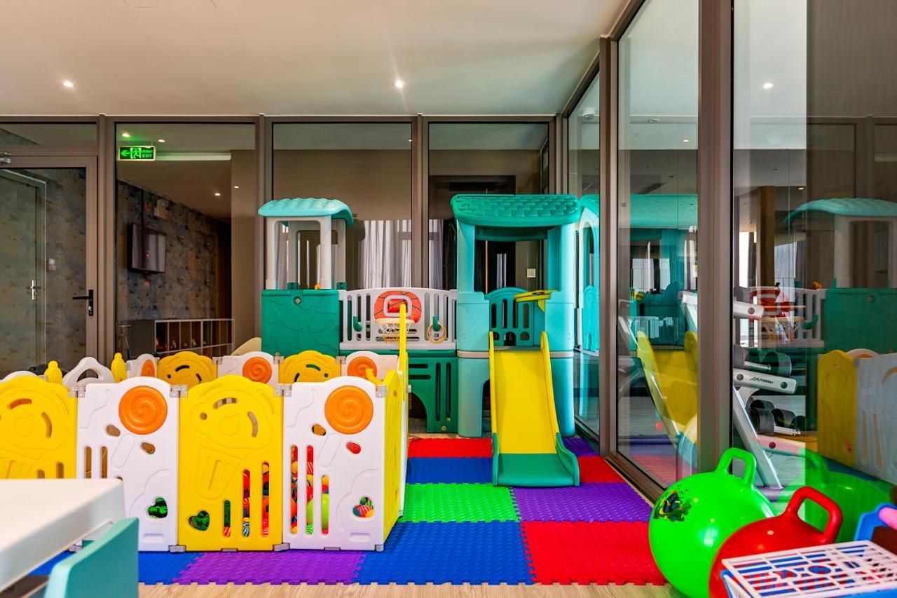 Le Sands Oceanfront Danang Hotel Екстериор снимка