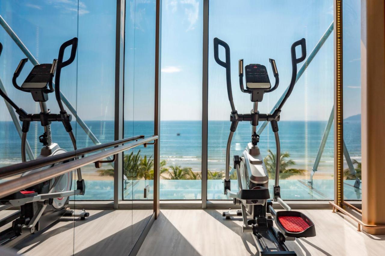 Le Sands Oceanfront Danang Hotel Екстериор снимка