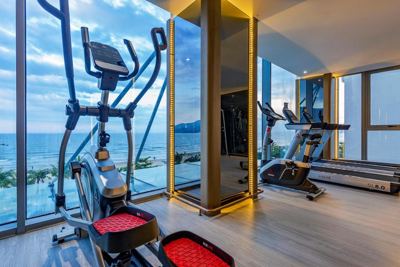 Le Sands Oceanfront Danang Hotel Екстериор снимка