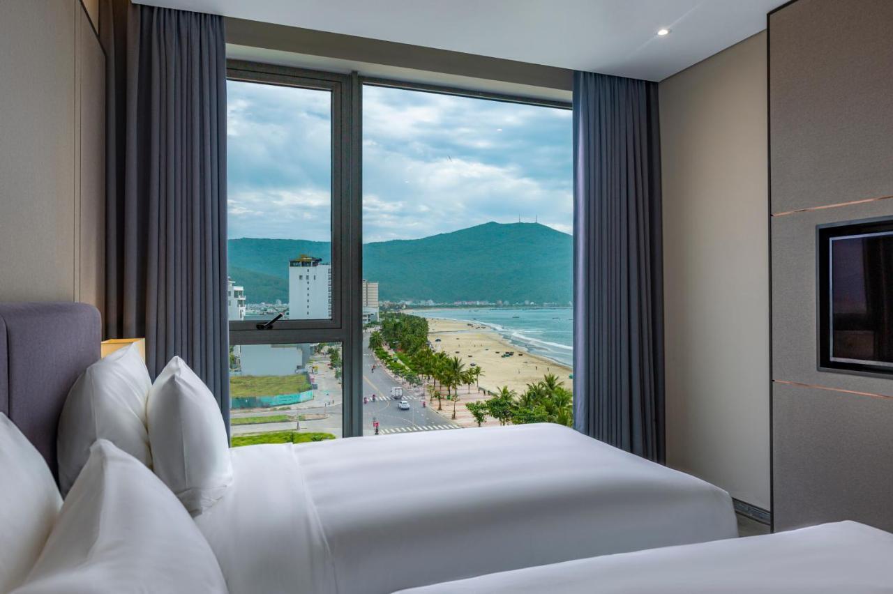 Le Sands Oceanfront Danang Hotel Екстериор снимка