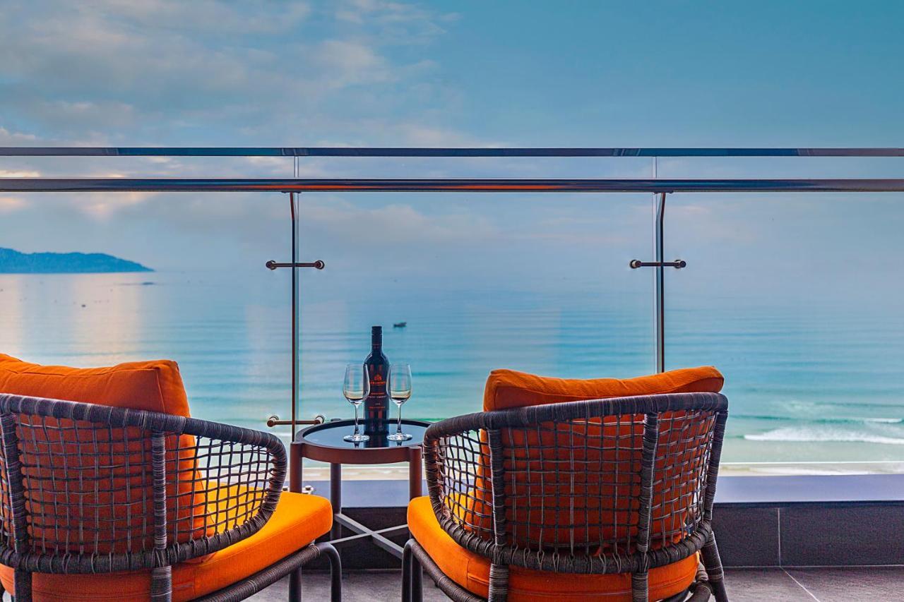 Le Sands Oceanfront Danang Hotel Екстериор снимка